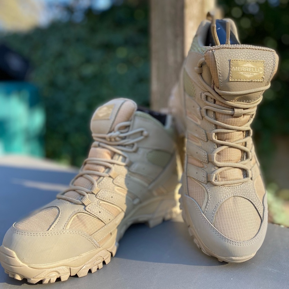 X SOLD X 🆕 Men’s Merrell Tactical Moab 2 Mid Boots! Sz 10 - Picture 1 of 11
